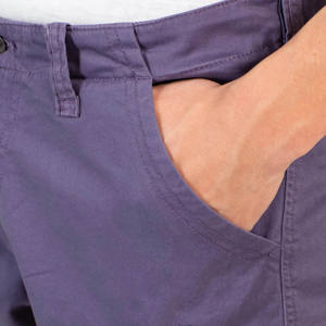 Shorts Cargo Personalizados al por Mayor para Mujer, 100% Algodón, Color Sólido, Shorts de Moda Premium, Fabricante OEM, Shorts Cargo para Hombre - Product Image 4