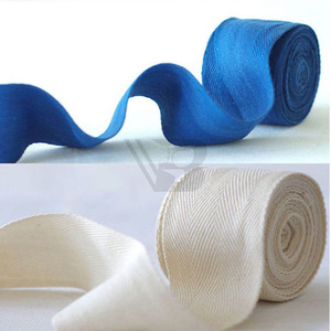 Premium Quality Cotton Polyester Breathable Eco-Friendly Soft <b>Hand</b> Wraps for Boxing Training with Custom Logo and Size Options - Product Image 4