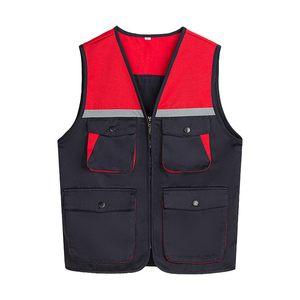 Chaleco de seguridad reflectante de alta visibilidad, rojo y negro, con cremallera y múltiples bolsillos - Product Image 1