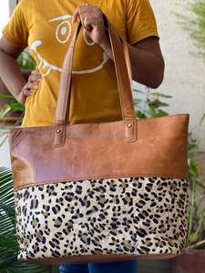 กระเป๋าสะพายหนังวัวแบบมีที่ปิดสำหรับผู้หญิงกระเป๋าสะพายขนาดใหญ่สำหรับผมหนังแท้แบบใหม่ - Product Image 2