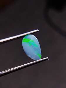 Opale naturelle australienne cabochon, gemme à feu arc-en-ciel et à reflets éclatants, opale noire en vrac pour la vente en gros - Product Image 2