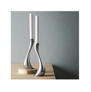 Bougeoir en laiton écologique fait à la main Unique objet cadeau décoratif pour la maison avec des accents de Noël fabriqué en Inde - Product Image 6