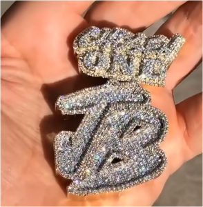 Collar con Nombre Personalizado, Joyería de Oro con Diamantes, Cadena con Diamantes Moissanite VVS, Colgante con Letra Personalizada para Hombres y Mujeres - Product Image 1