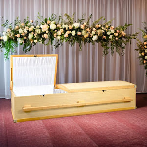 Urnes de cercueil en bois naturel de style américain et européen de haute qualité Équipement funéraire pour adultes fourni Fournisseur de qualité du Vietnam - Product Image 1
