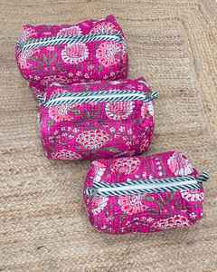 Neceser Acolchado de Algodón Hecho a Mano con Estampado de Bloques, Bolsa de Aseo y Cosméticos con Accesorios de Viaje, Regalo Festivo - Product Image 6