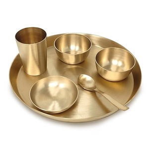 Juego de Cena Thali de Latón Vintage con Vasos, Tazones y Cucharas, Vajilla India de Latón para Regalo de Boda, Servicio de Restaurante, Venta al por Mayor - Product Image 2