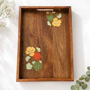 Plateau de service en bois peint à la main, plateau à thé floral en bois, décoration rustique pour la maison - Product Image 6