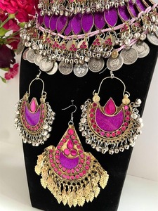 Parure de bijoux pour femme style bohème en alliage, collier et boucles d'oreilles, zircon violet, design à pampilles, plaqué or antique, mode mariage - Product Image 4
