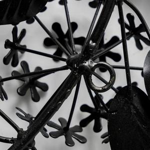 Modern Metal <b>Leaf</b> Wreath <b>Wall</b> Art Decorative Iron <b>Wall</b> Hanging Round Floral Home Living Room <b>Decor</b> Accent - Product Image 2