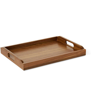 Plateau décoratif classique en bois massif avec un design intemporel et une fabrication de qualité supérieure - Product Image 1