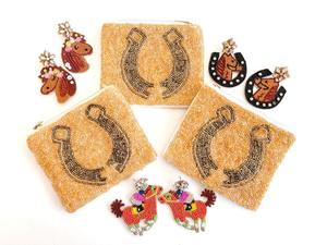 Compre un bonito y elegante monedero personalizado con cuentas de semillas, un hermoso monedero con características de accesorio de moda. - Product Image 5