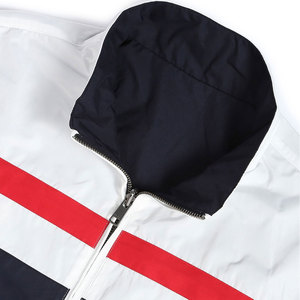Blouson de sport pour homme blanc avec blocs de couleur, rayures rouges et bleu marine, fermeture éclair sur le devant, coupe-vent, idéal pour le printemps - Product Image 6