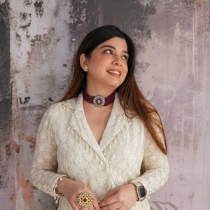 Conjunto Coordinado Blanco Estilo Fishy de Viscosa Georgette, Conjunto Coordinado Elegante y con Clase para Usar en Verano, Conjunto Coordinado de Viscosa Georgette Sólida - Product Image 1