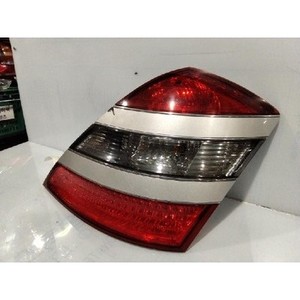 ชุดไฟท้ายขวา S-class ปี 2005-2013 มือสอง ของแท้ รหัสอะไหล่ A2218200266 - Product Image 3