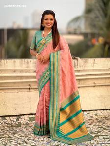 Ensemble Saree Femme Tissé en Soie Douce avec Motifs Zari Dorés Intégraux, Bordure Zari et Rayures, Idéal pour les Fêtes - Product Image 2