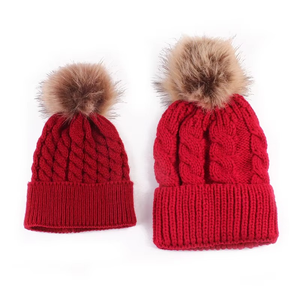 Gorro de Invierno Tejido Clásico de Lujo con Pelo de Mapache para Niños, Precio de Fábrica, con Logotipo Personalizado, Característica de Tejido Común - Product Image 2