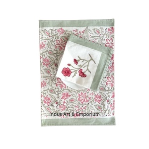 Vente en gros de napperons et serviettes de table en coton imprimé - Product Image 1