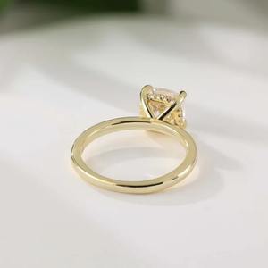 Anillo de Diamante Moissanite al por Mayor de Fábrica, Anillo de Compromiso Clásico de Plata 925 para Mujeres y Hombres Disponible al Mejor Precio - Product Image 3