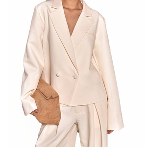Blazer de sarga extragrande de un solo botón para mujer 2026 OEM, chaqueta de traje informal de moda para oficina, venta al por mayor, ropa de trabajo personalizada para otoño - Product Image 1
