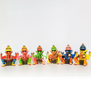 Juego de 5 figuras de madera de Ganesh Ji - Product Image 2