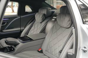 รถยนต์เมอร์เซเดส-เบนซ์ มายบัค เอส <span class=keywords><strong>580</strong></span> <span class=keywords><strong>4MATIC</strong></span> ปี 2023 มือสอง - Product Image 3