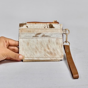 Cartera de Cuero Genuino para Mujer con Estampado Animal, Cierre de Cremallera y Broche, Tarjetero, Estilo Corto y Moderno - Product Image 4
