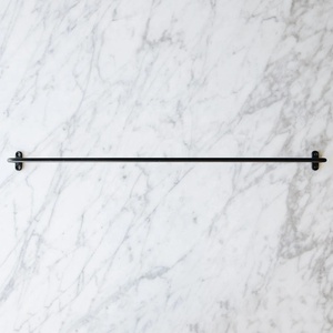 Barre porte-serviettes en métal à bord linéaire avec finition noir mat, profil élégant pour rangement mural de salle de bain moderne - Product Image 6