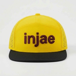 Casquette de golf OEM personnalisée à 7 panneaux, perforée, découpée au laser, à visière plate, faible MOQ, vente en gros, marque privée, ODM - Product Image 2