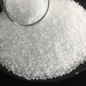 Urea fertilizante granulada 46% al por mayor en paquete - Product Image 1