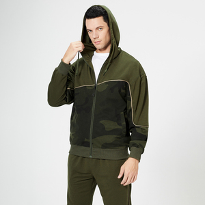 Veste de survêtement en nylon noire à capuche pour homme, logo personnalisé, fermeture éclair intégrale, coupe-vent léger pour la randonnée, tenue unisexe - Product Image 5