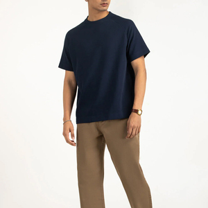Camiseta de Hombre 100% Algodón de Secado Rápido, Transpirable y Ecológica, OEM, de Alta Calidad, Diseño Casual - Product Image 3