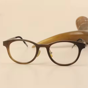 Lunettes de soleil optiques artisanales en corne de buffle naturelle de haute qualité, gravées, écologiques, artisanat HF - Product Image 3