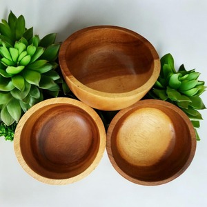 Tazón Artesanal de Madera Maciza de Acacia, Apto para Alimentos, Hecho a Mano, para Servir Ensaladas Frescas, Frutas, Bocadillos, Centro de Mesa Decorativo - Product Image 1