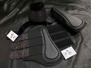 Nouvelle botte de toilettage personnalisable pour chevaux (matériau néoprène pailleté) taille 2x3m, soin du cheval, équipement anglais, garantie 3 mois, 0,650 kg - Product Image 2