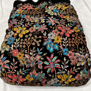Tela de bordado con lentejuelas y cuentas de georgette para prendas de vestir, para compradores de ropa y exportadores del Reino Unido - Product Image 1