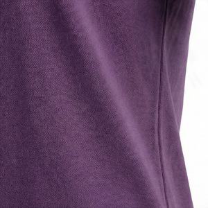 T-shirt pour femme, coupe flatteuse, tissu doux et respirant, parfait pour la superposition ou à porter seul, style tendance, couleur personnalisable - Product Image 5