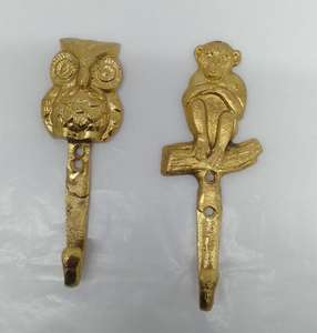 Porte-serviettes mural multifonction en aluminium moderne à 4 crochets pour vêtements, clés et serviettes au meilleur prix - Product Image 1