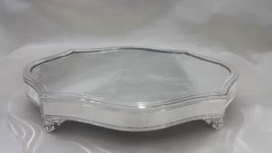 ขาตั้งเค้กโลหะทันสมัยสำหรับจัดโต๊ะบุฟเฟ่ต์ - Product Image 1