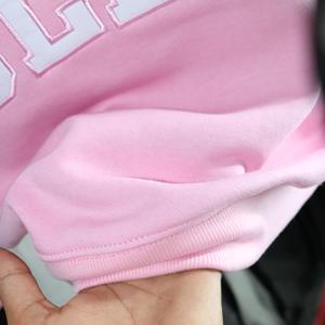 Sudadera rosa bebé con cuello alto, 100% algodón, aplique bordado en blanco, cuello ancho, URBAN PRODUCTIONS - Product Image 5