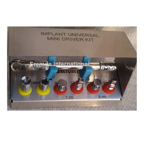 Kit de Destornilladores Manuales Universales para Implantes, Juego de Instrumentos Quirúrgicos Dentales, Llave de Trinquete, Llave Dinamométrica de Acero Inoxidable - Product Image 1