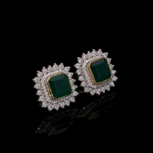 Boucles d'oreilles de luxe pour femmes en or avec diamants taille émeraude certifiés GRA, bijoux de mariage - Product Image 2
