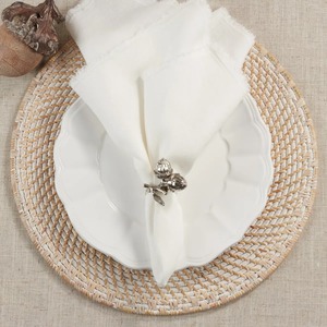 Ensemble de 4 anneaux de serviette en métal argenté rétro, décorations de table durables pour mariage et banquet - Product Image 6
