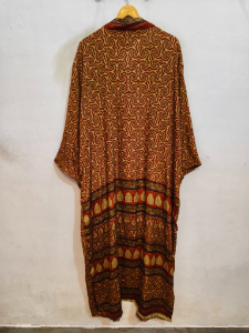 Long Silk Saree Bridel <b>Kimono</b> Robe Bikini <b>Cover</b> <b>Up</b> Night Wear Long Robe, Handmade Indian Vintage Recycled Silk Sari <b>Kimono</b>, - Product Image 2