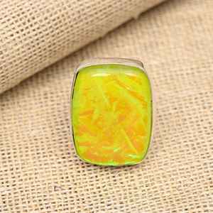 Anillo de Plata de Ley 925 con Gema de Ópalo Triple Amarillo, Joyería Hecha a Mano, Hermosa y Elegante para el Amor - Product Image 1