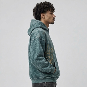 Sudadera con capucha bordada para hombre, diseñada para mayor comodidad con tela de calidad, costuras impecables y estilo versátil para uso diario informal. - Product Image 5