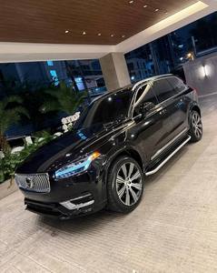 รถมือสองสภาพดี ปี 2024 2023 สีดำ Volvo XC90 SUV เกียร์อัตโนมัติ ขับเคลื่อนสี่ล้อ ไฟหน้า LED เบาะหนัง ภายในสีแดง ระบบไฮบริด - Product Image 3