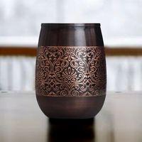 Prix de gros Bouteille d'eau portable en cuivre fait main, verre brun antique épaissi, 250 ml, avec bouchon poussoir, personnalisable pour la maison