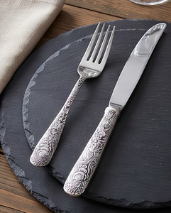Ensemble de couverts classiques à motif floral, 5 pièces, finition miroir haute brillance, compatibles lave-vaisselle, en métal, pour les occasions de mariage - Product Image 2