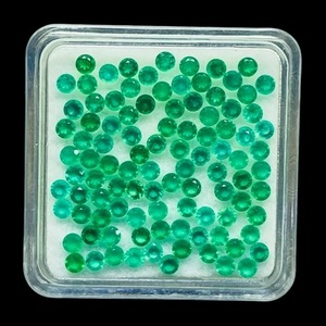 พลอยออนิกซ์สีเขียวธรรมชาติขนาด 2 มม. รูปทรงกลมเจียระไนแบบเพชร พลอยออนิกซ์สีเขียวขายส่งจำนวนมากสำหรับทำเครื่องประดับ - Product Image 6