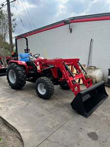 Tractor Comercial Mahindra para Trabajo Agrícola a Gran Escala con Rendimiento Potente y Operación Confiable - Product Image 5